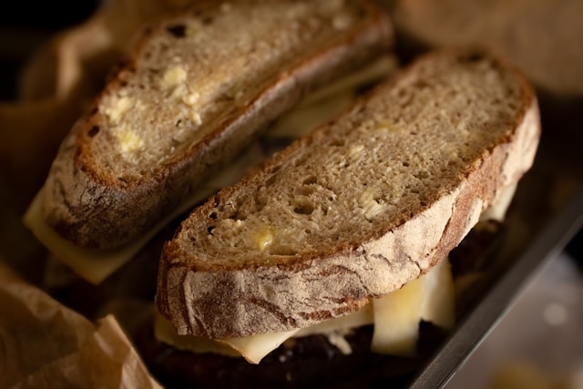 Насыщенные жиры не так опасны? Новое исследование поставило под сомнение привычные рекомендации