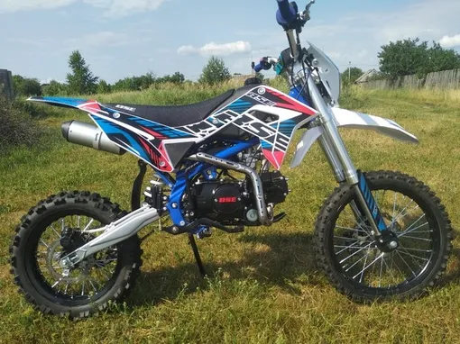 Регулировка зазоров нужна не только автомобилям, а практически любой технике с двигателями внутреннего сгорания, от бензопил до грузовиков. питбайк