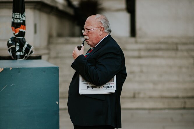 В центре Москвы откопали огромную курительную трубку