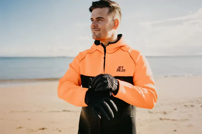 Как выбрать идеальное термобелье: все важное за 100 секунд