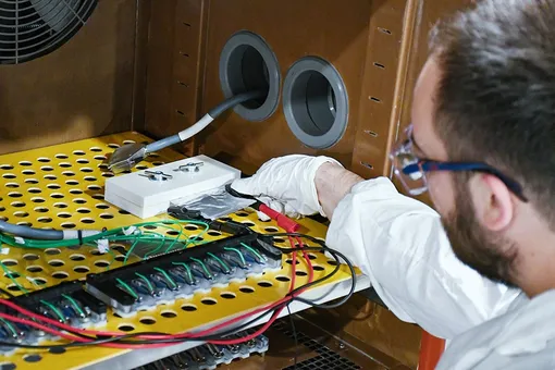 первый в мире натриевый аккумулятор с анодом из лигнина