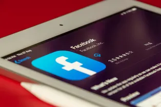 Возможно, Facebook* начнет на следующей неделе масштабный ребрендинг. Новое имя компании неизвестно