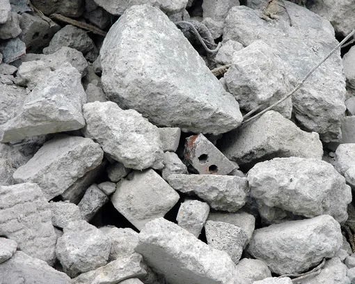 При при сносе зданий сегодня образуется огромная масса бетонных отходов. При при сносе зданий сегодня образуется огромная масса бетонных отходов.