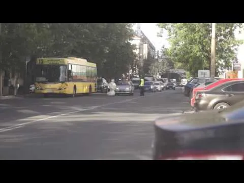 Нажми и смотри