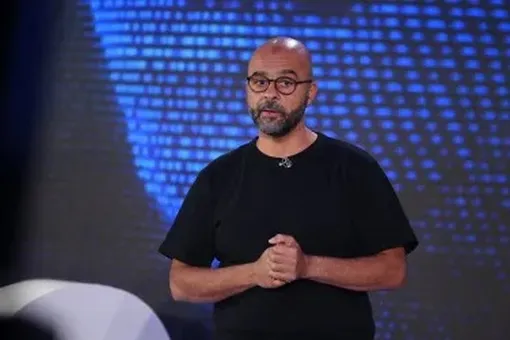 Экс-директор из Google: ИИ должен заменить некоторых политиков Экс-директор из Google: ИИ должен заменить некоторых политиков