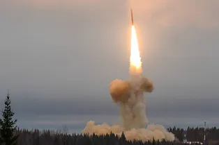 Ракетные войска перевооружат за пять лет Ракетные войска перевооружат за пять лет