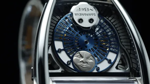 MB&F MoonMachine 2 81.TL.B MB&F MoonMachine 2 81.TL.B