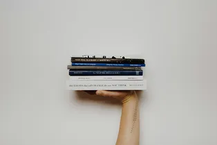 Несколько десятков страниц: 8 самых коротких книг-бестселлеров в мире