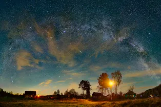 Почему зимой звезды ярче, чем летом? Почему зимой звезды ярче, чем летом?