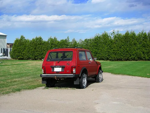 Lada Niva Cossack 1.7i в Шомберге, Канада
