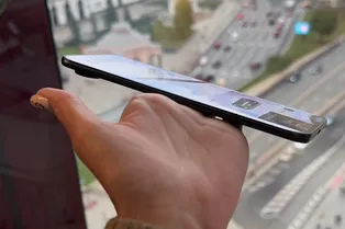 Самый тонкий смартфон в мире: встречайте Tecno Spark Slim! Самый тонкий смартфон в мире: встречайте Tecno Spark Slim!