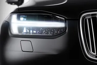 Автомобилисту на заметку: как сделать так, чтобы фары меньше пачкались зимой