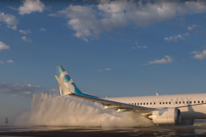 Испытание «Боинга 737» на затопленной полосе Испытание «Боинга 737» на затопленной полосе