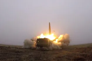 Массированный удар «Искандера» показали на видео Массированный удар «Искандера» показали на видео