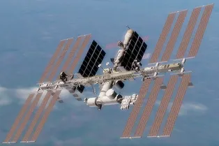 Орбиту Международной космической станции скорректируют для «Союза». На 15 минут раньше Орбиту Международной космической станции скорректируют для «Союза». На 15 минут раньше