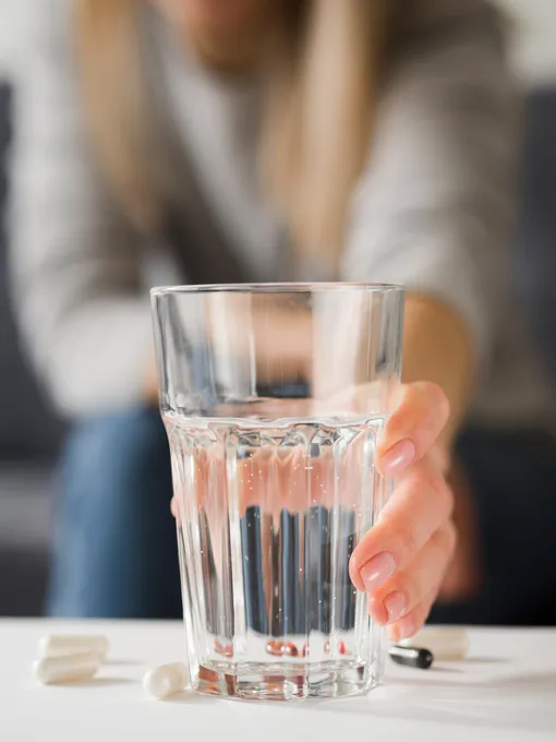 стакан воды стакан воды