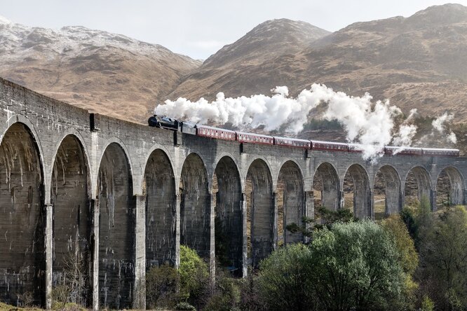 Почему поезда ездят только по прямой дороге: умный в гору не пойдет