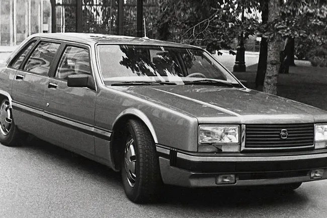 Последний лимузин СССР помнят в Америке: чем интересен ЗИЛ-4102