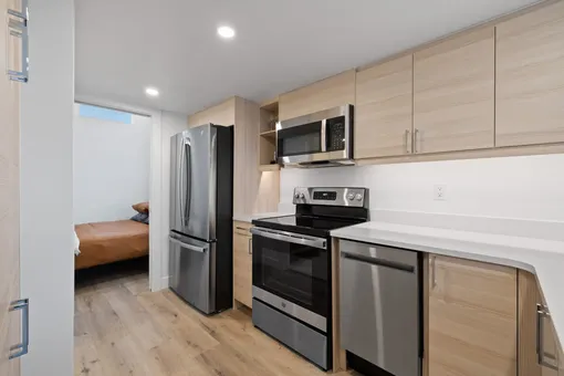 Skyview 400 kitchen