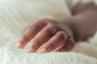 Исследование: младенцы-неандертальцы росли быстрее современных детей