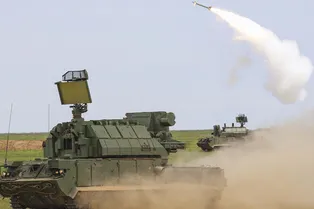 Минобороны показало испытания комплекса «Тор-М2»