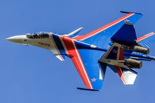 Групповую петлю Нестерова показали из кабины Су-30