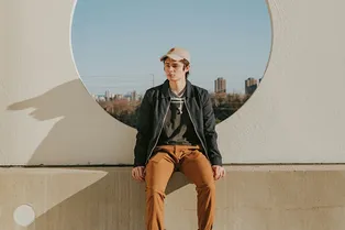 Исследование: молодежь чувствует себя старше из-за стресса! А у вас так?