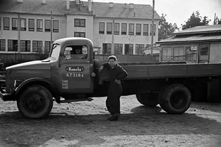 «Газон-такса» и «Элит-пикап»: угадайте, для какой страны СССР делал такие машины «Газон-такса» и «Элит-пикап»: угадайте, для какой страны СССР делал такие машины