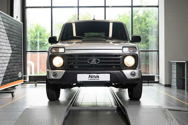 Эластичный мотор, оцинковка и еще 350 изменений: в чем Niva Legend стала лучше в 2026 году