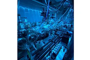 Физики показали, что объект размером с вирус подчиняется законам квантовой механики Физики показали, что объект размером с вирус подчиняется законам квантовой механики