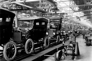 Ford придумал конвейер, а теперь отказывается от него – есть способ делать автомобили еще проще Ford придумал конвейер, а теперь отказывается от него – есть способ делать автомобили еще проще