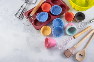 Как отмыть силиконовую форму для выпечки от любых загрязнений: 4 реально рабочих способа