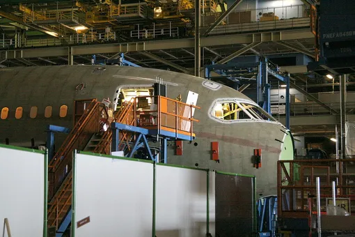 assembly of boeing 787