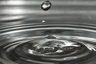 Американская товарная биржа начинает торговать водой. Вода становится дефицитом Американская товарная биржа начинает торговать водой. Вода становится дефицитом