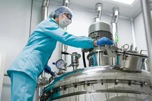 Биореакторы для фармы: как работают мини-фабрики, где выращивают лекарства из клеток