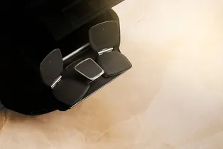 Rolls-Royce получит сиденья и стол в багажнике