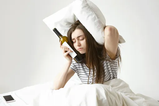 Что лучше всего помогает при похмелье? Врач назвала идеальную еду