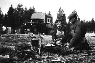 «Мазай», «Машка» и первый автодом в СССР: 5 автомобилей писателя Михаила Пришвина