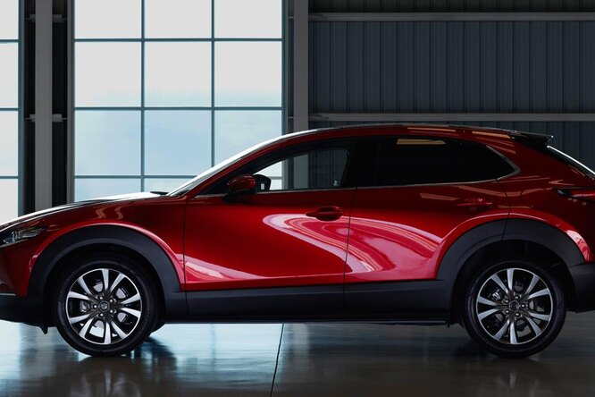 Mazda показала гибридный кроссовер с ноликом Mazda показала гибридный кроссовер с ноликом