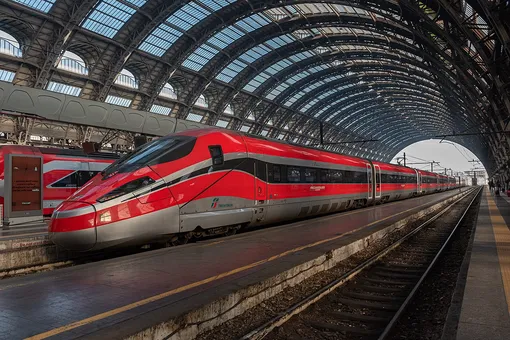 frecciarossa train