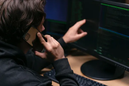 как операторы сотовой связи используют нейросети