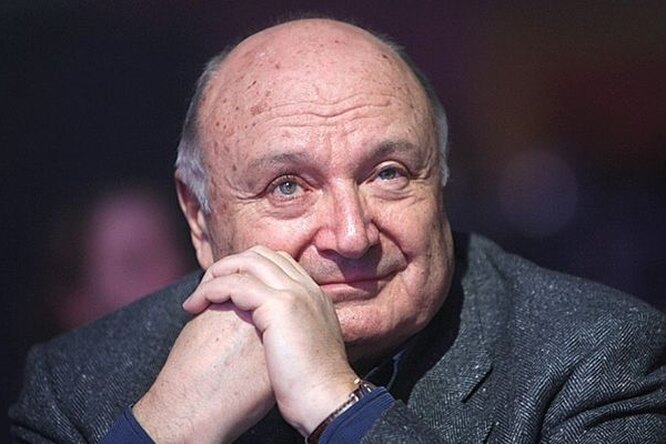 Почему россияне так мало зарабатывают и не могут ни на что накопить? Цитата Михаила Жванецкого, которая все объясняет