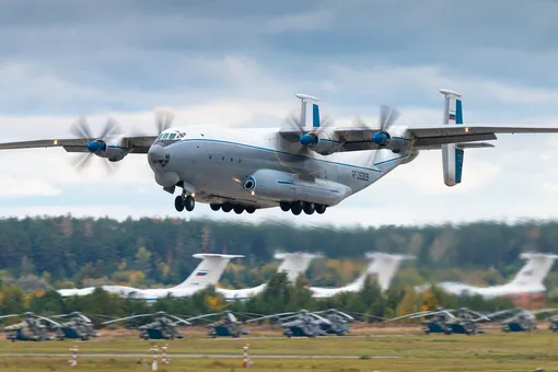 Ан-22 «Антей» Ан-22 «Антей»