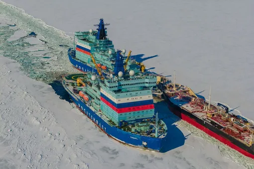 Реакторами РИТМ-200 оснащаются также новые атомные ледоколы. два атомных ледокола с высоты птичьего полета