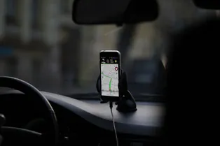 Топ самых странных вещей, оставленных в такси: список Uber