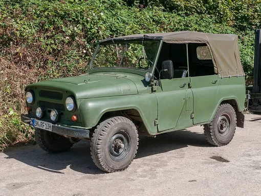 УАЗ-469 автомобиль