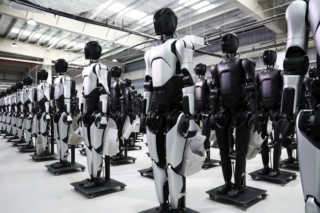 Школы для роботов: чему учат гуманоидов в Китае