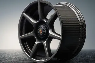 В Porsche разработали плетёные колёса В Porsche разработали плетёные колёса