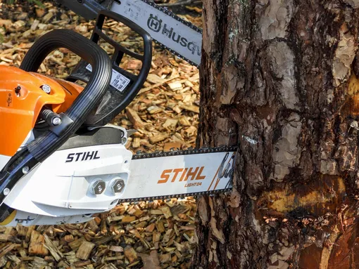 Именно в честь Андреаса Штиля назван бренд STIHL, считающийся ведущим производителем бензопил.