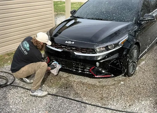 Из-за тонкого ЛКП кузов киа к5 уязвим к сколам.